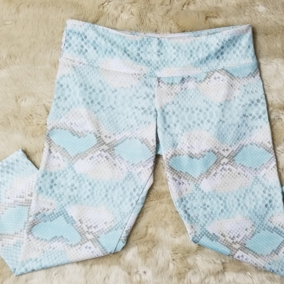 Onzie workout leggings. - Picture 8 of 8